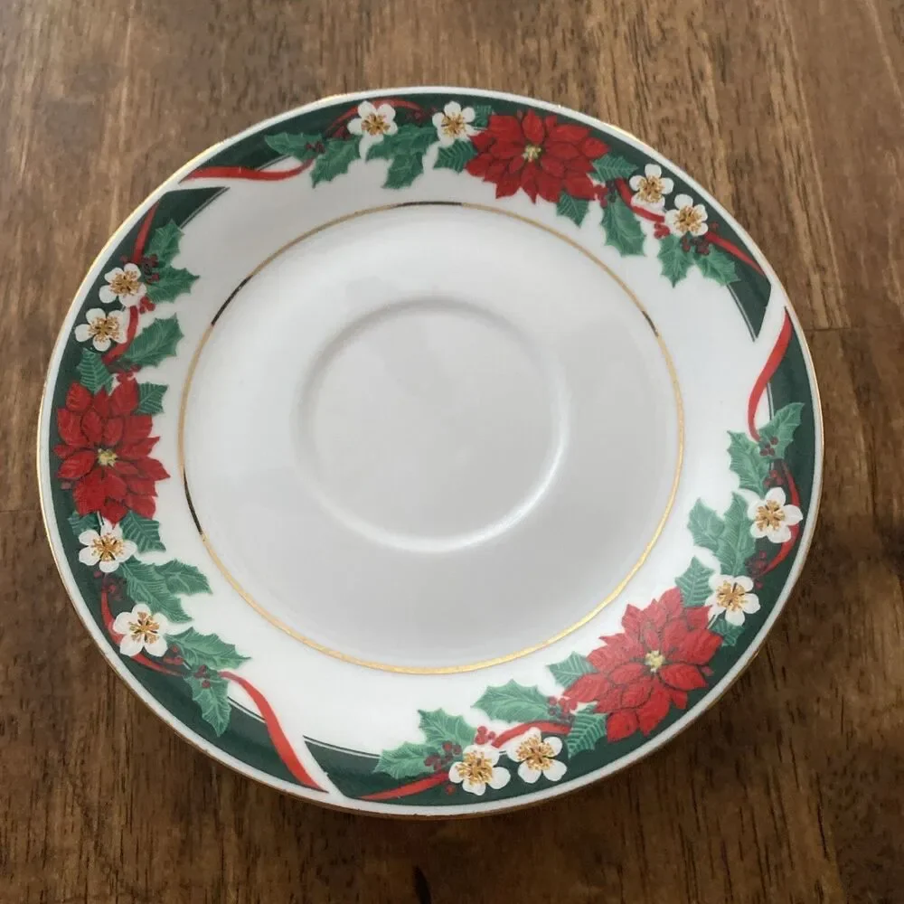 6 Vintage Poinsettia Christmas Saucer Plates Tienshan Fine China Deck Halls 6”